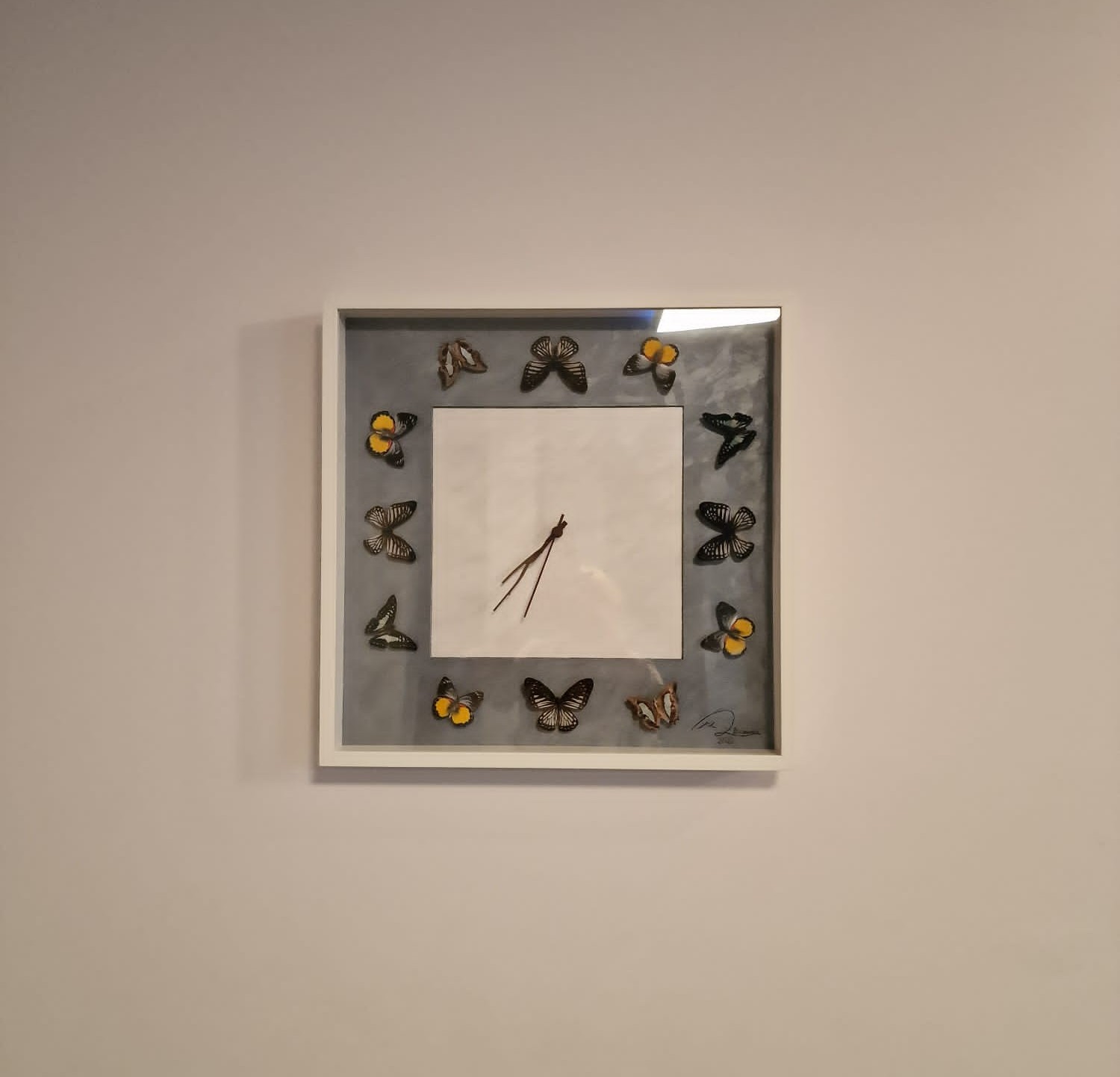 Schmetterlings-Wanduhr